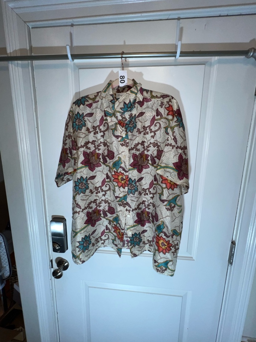 Women’s Oscar de la Renta Expressions shirt. Size: 1X. Retail: $180.  Ask: $39.